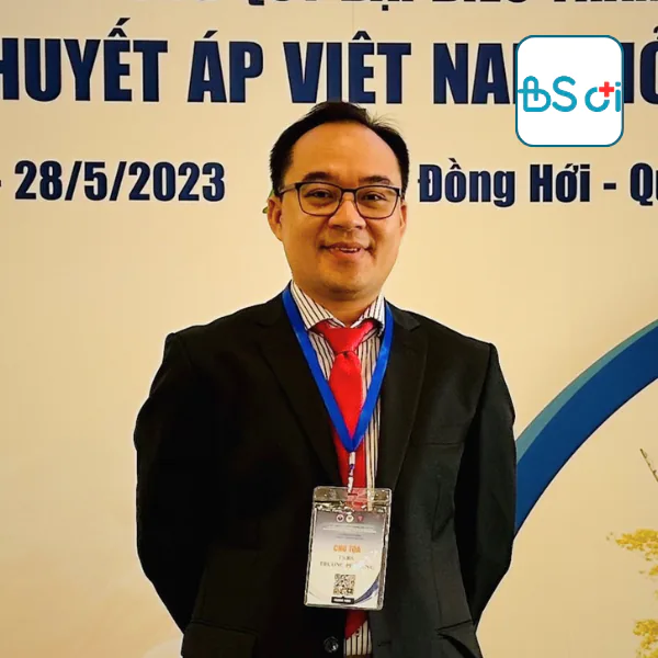 Bác sĩ Trương Phi Hùng